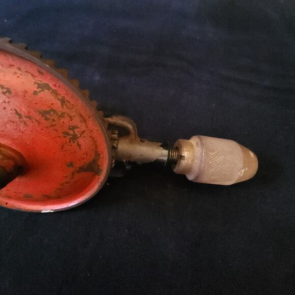 Antique Vintage Millers Falls 77 Single Speed Hand Drill Egg Beater Crack Tool - Picture 2 of 9